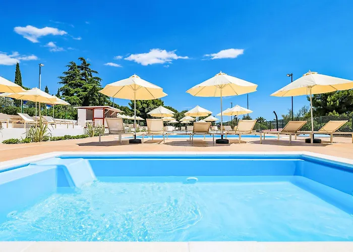 Medena-4 By Interhome דירה